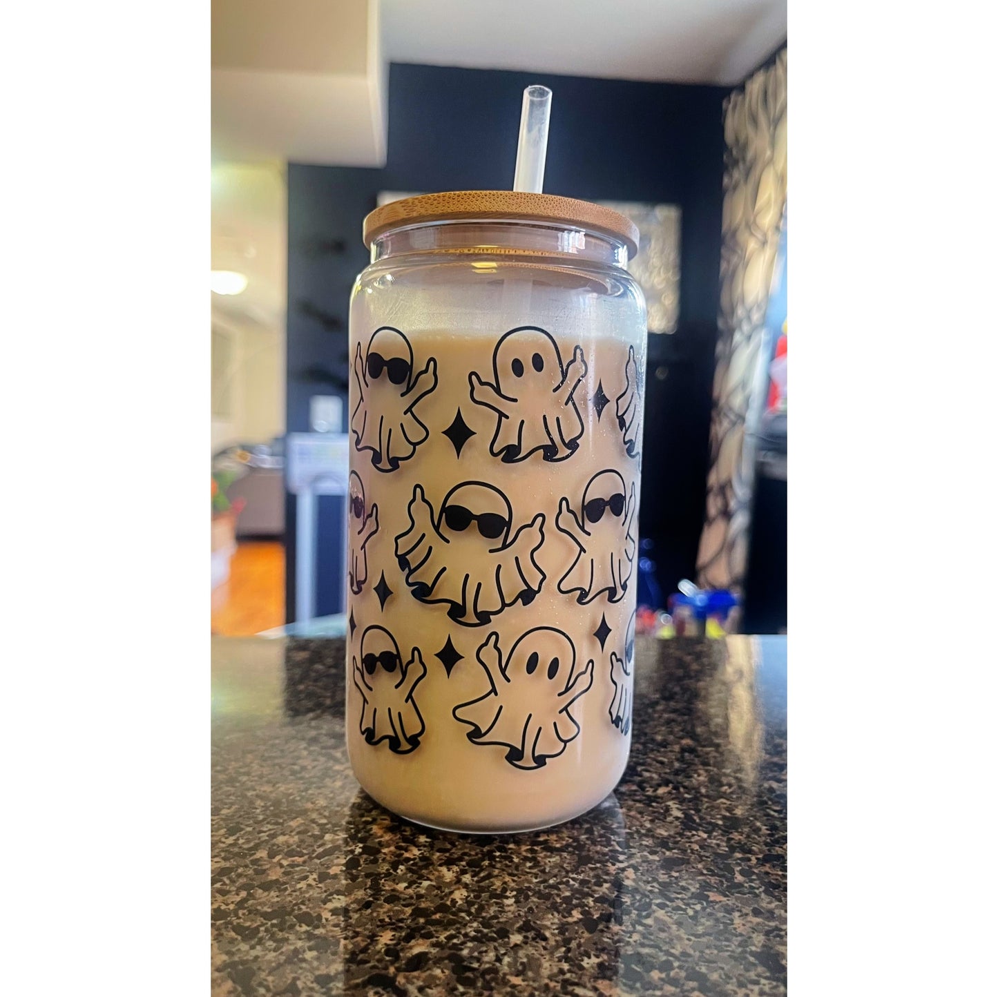 🎃Sassy ghosts 👻🕶️