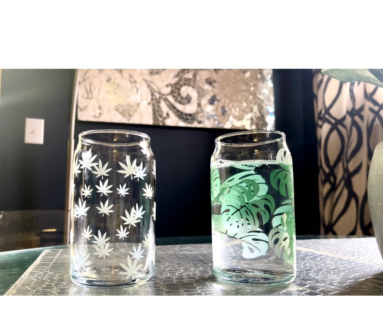 Color changing beer glass can.